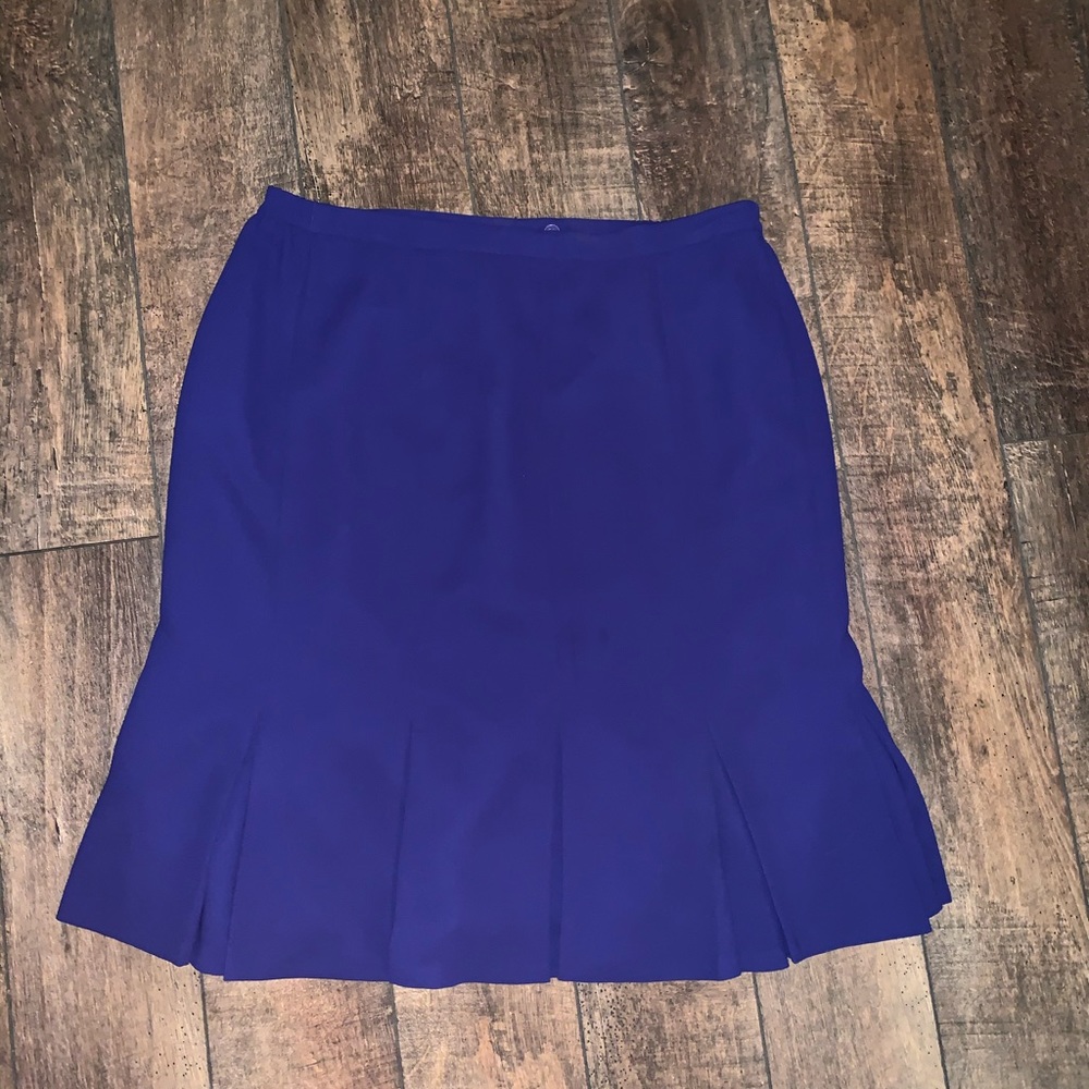 Jones Studio Seperates